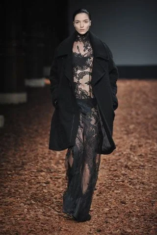 Look 27